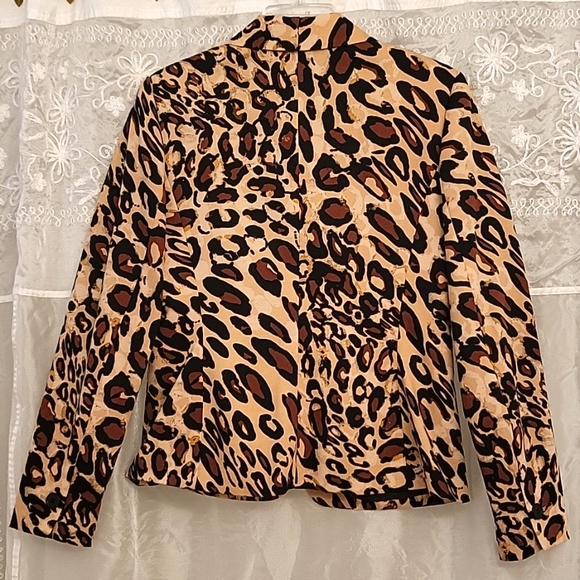 FLASH SALE! Jones Studio Leopard Blazer, Shawl Collar, Pockets, Single Button, 6 - Picture 8 of 10